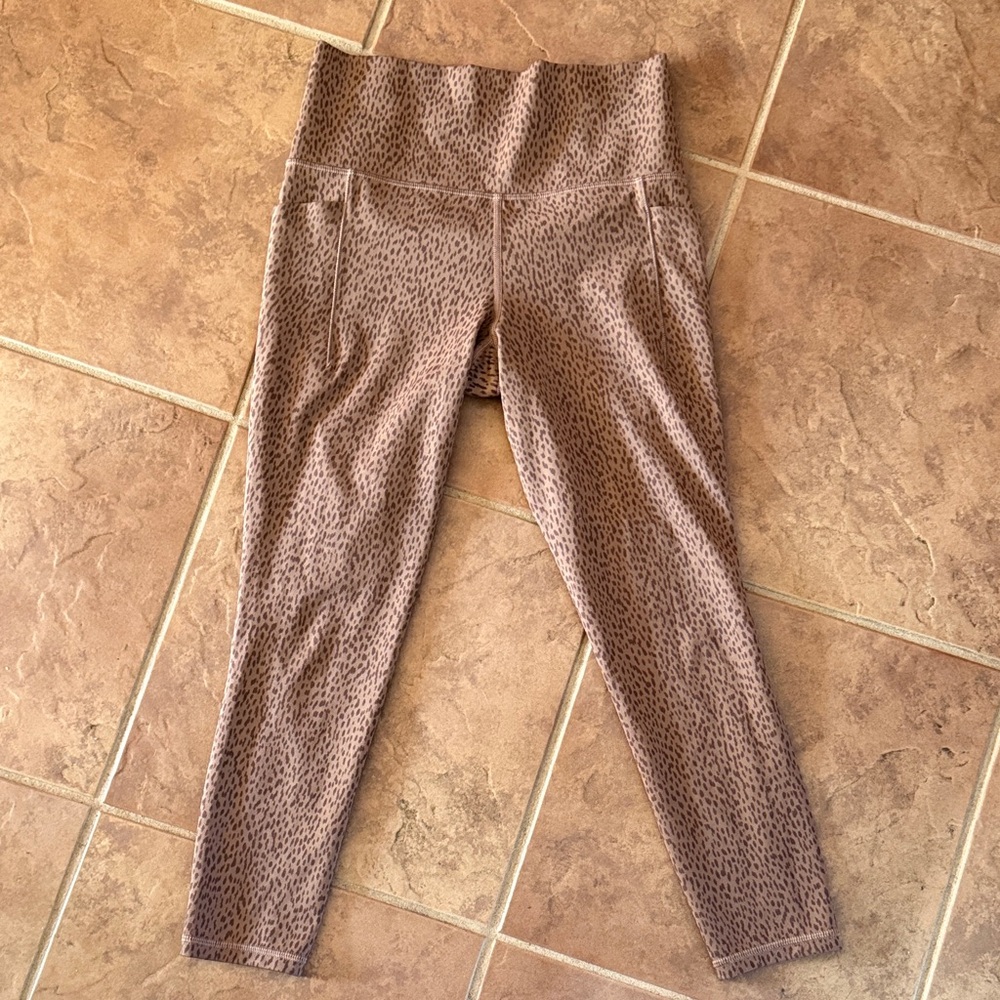 Athleta Brown Spotted Patterned Cropped Leggings … - image 1